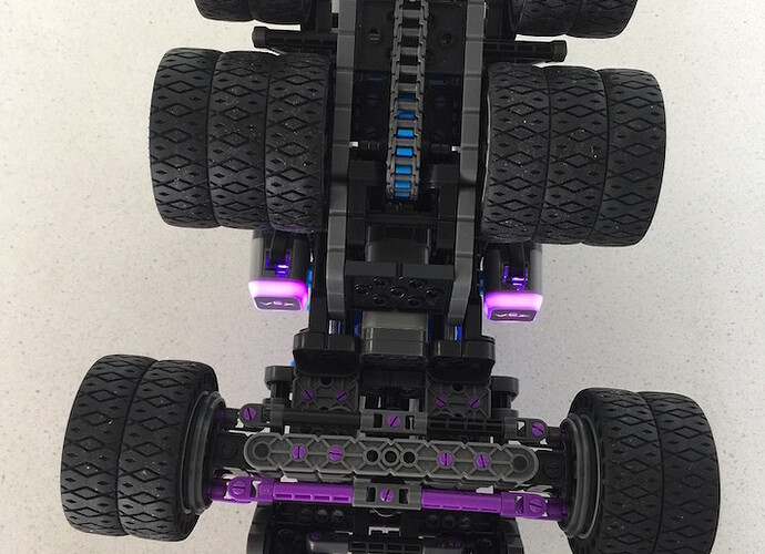 483a4487e3890328c16e3948787400b8.jpg
