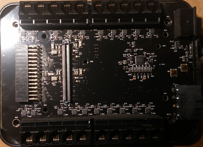 v5brain-internal-power-distribution-PCB-inner.jpg