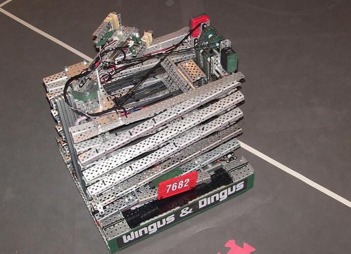 7682Robot.jpg