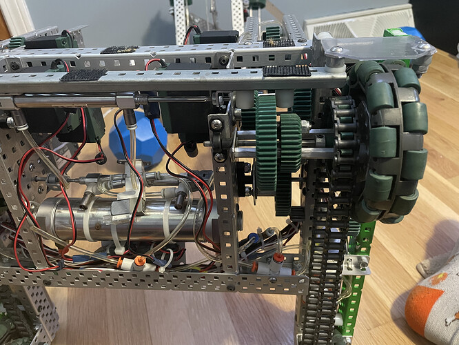44 Transmission 3