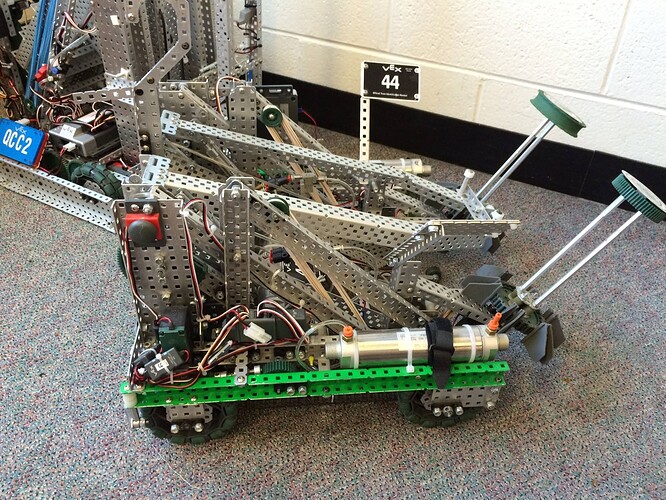 468863645_10160889320252129_4953450142965254807_n