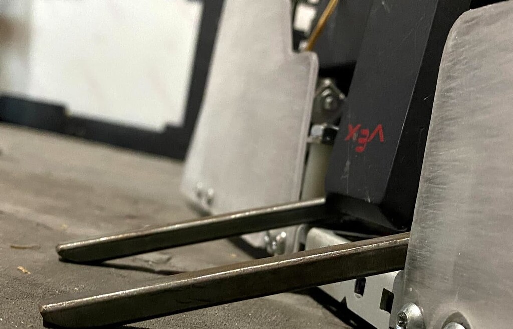 Wedges Robotics How to build fork wedge - VEX V5 Robotics Competition - VEX Forum