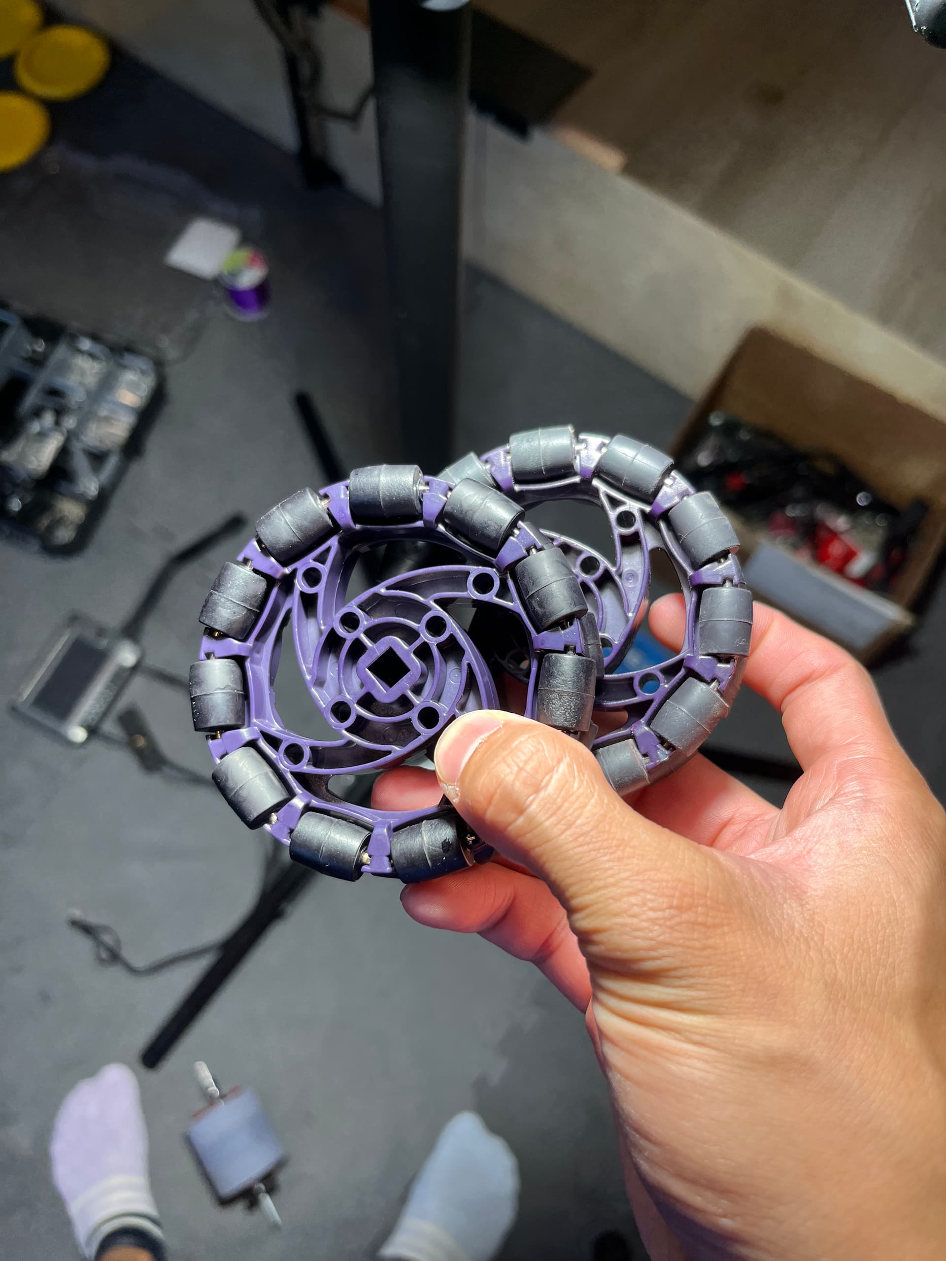 Changing / dyeing VEX V5 Parts with Rit Dye to get different colors ...