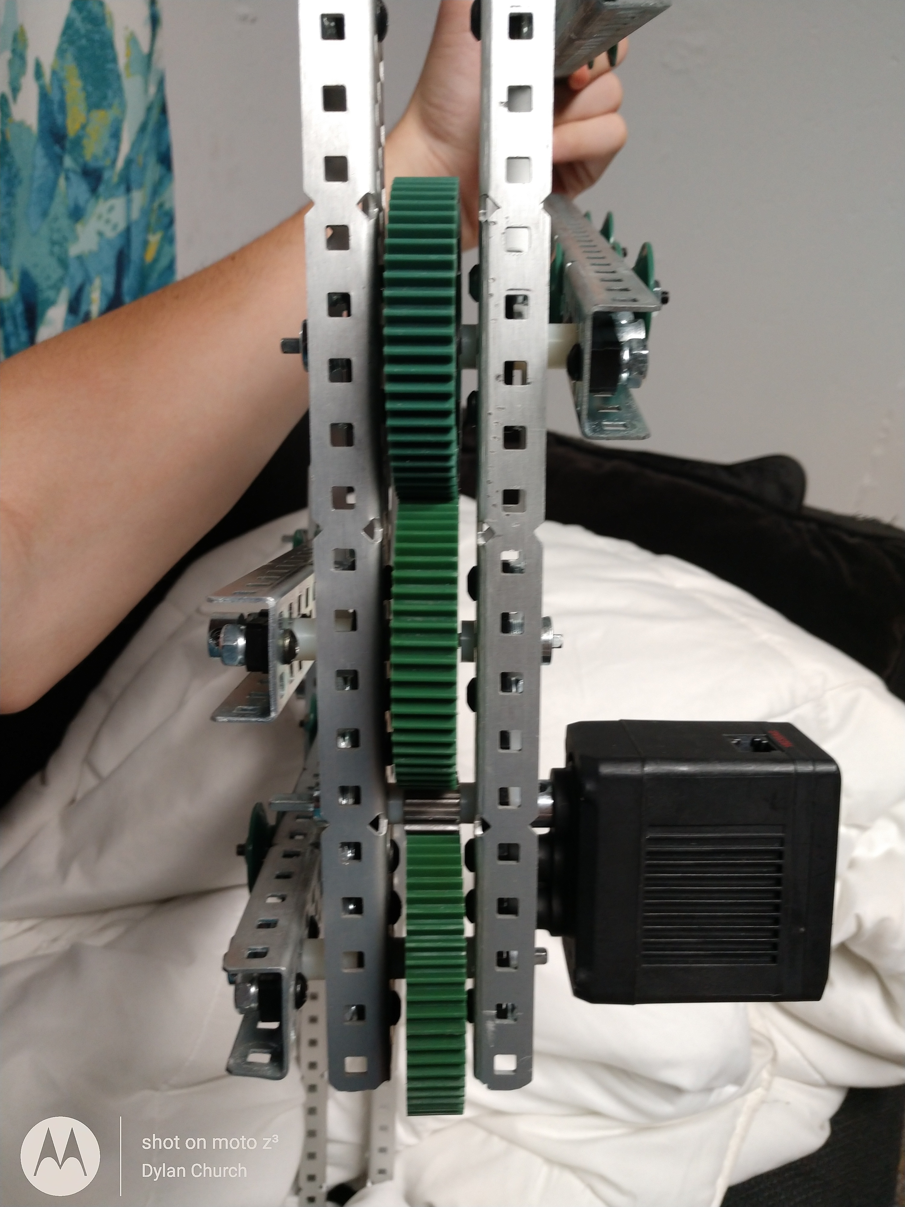 15641666328186157605344737898733